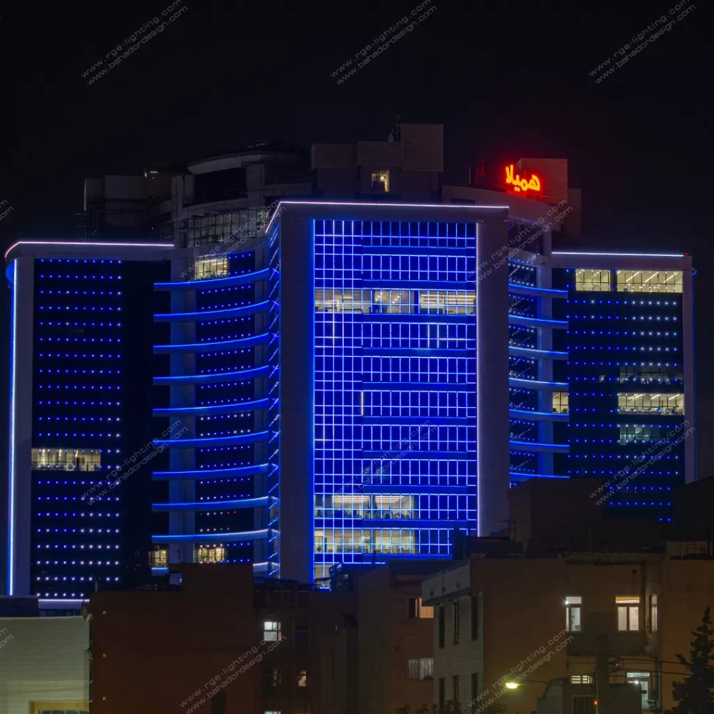 نورپردازی نمای ساختمان همیلا سنتر