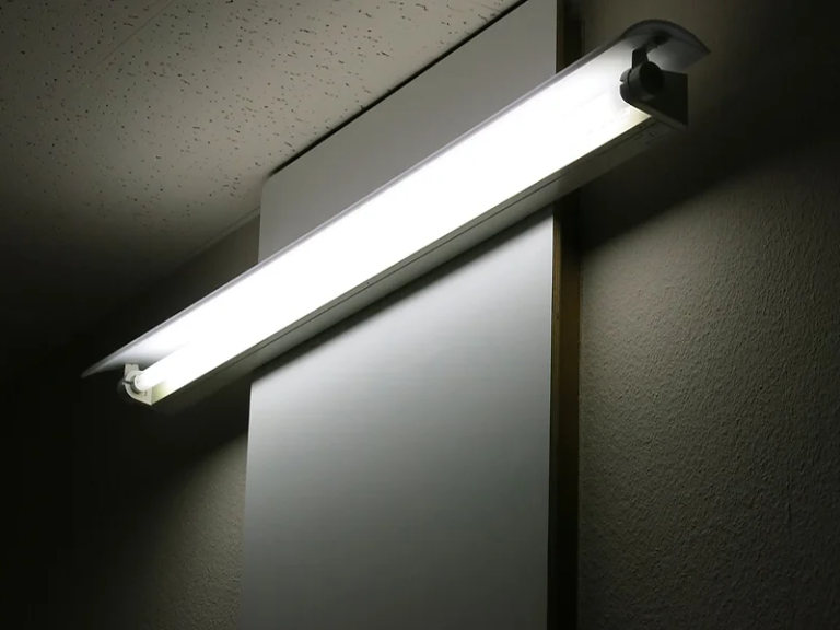 Lighting-with-fluorescent-lamps2
